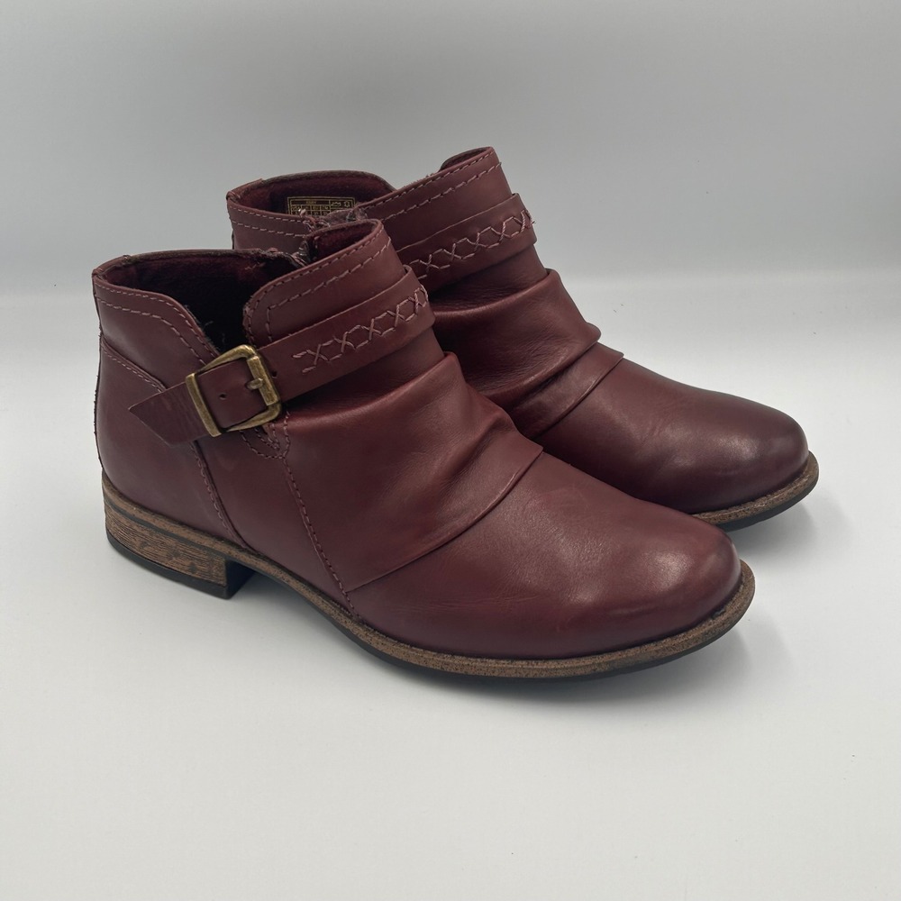 Earth Origins Womens Burgundy Leather Ruched Buckle Ankle Boots Size 8.5 M